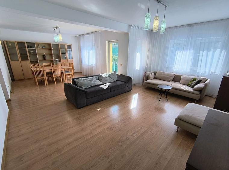 Vila Complex The CLASS,- rond OMV Pipera- curte - garaj - 4