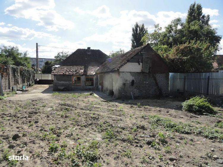 Casa din caramida in zona Confectii, teren aferent 483 mp - 1