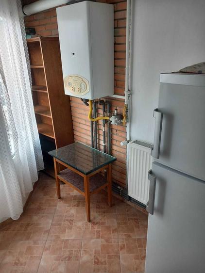 Inchiriez apartament cu o camera ultracentral - 4