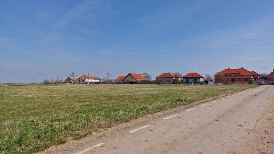 8433 mp Teren intravilan pentru constructii - 2