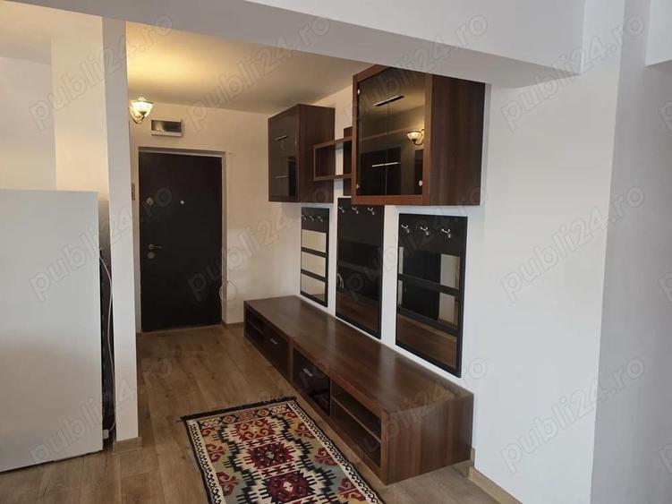 Inchiriez apartament 3 camere Centrul Civic Camera de Comert - 7