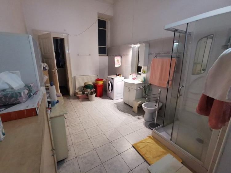 Apartament 6 Camere – Piata Victoriei - 11