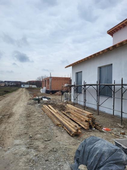 VANZARE PROPRIETATE GHERMANESTI - 2