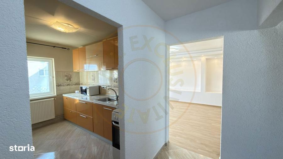 Apartament 3 camere decomandat Etaj IV, MV1 - Str.Titulescu 16 - Carei - 1