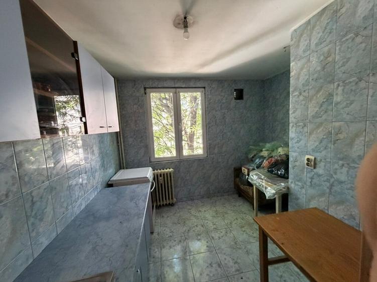 Apartament 3 camere de vanzare Sector 4, Aparatorii Patriei - 1