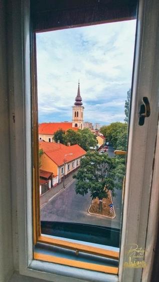 Apartament cu 2 camere de vanzare in cladire istorica - Ultracentral - 19