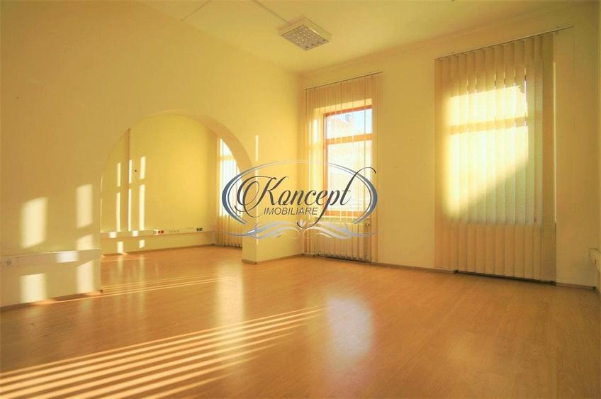 Vila interbelica in Piata Muzeului - 3