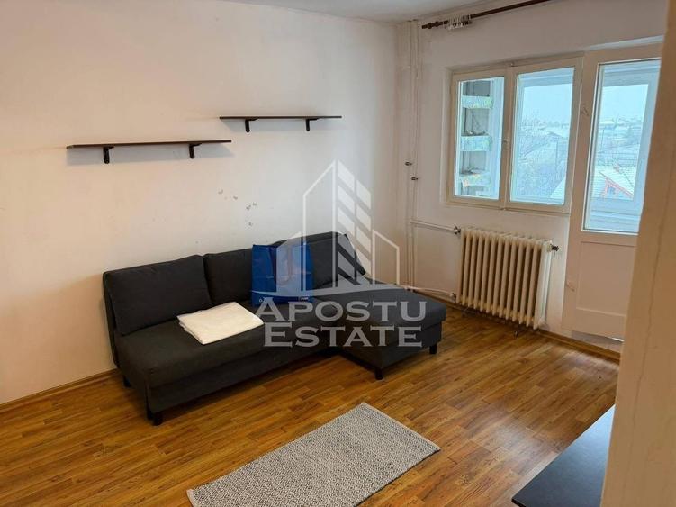 Garsoniera, etaj intermediar, situata in zona Girocului - 1