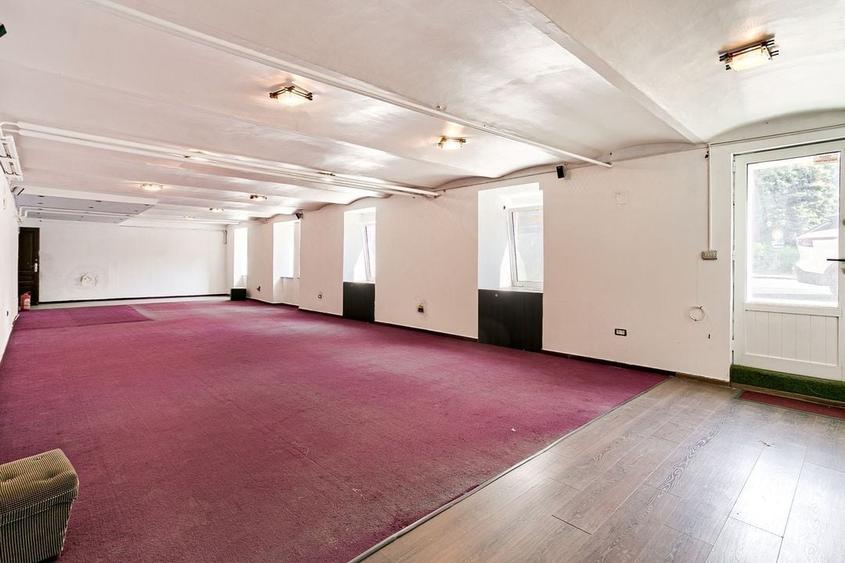 INCHIRIAT! Spatiu comercial de &icirc;nchiriat - 210 mp - Ultracentral - 3