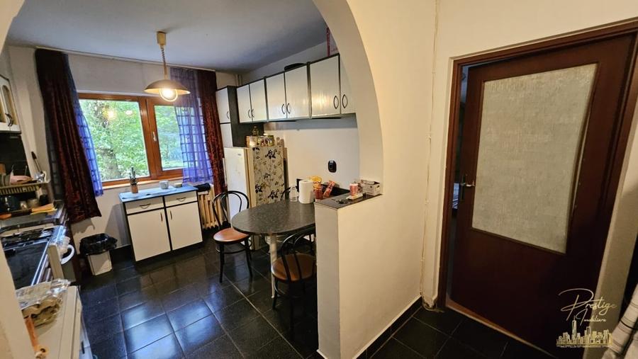 Apartament 2 camere tip Q de vanzare la parter, str. Feldioarei - 2