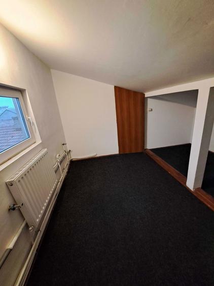 Inchiriez Spatiu zona semi centrala Str Septimiu Albini nr. 4 - 4