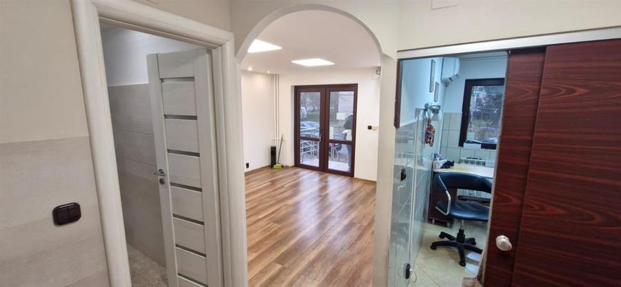 RECO Apartament 2 camere, spatiu comercial, salon, birou, cabinet, in Oradea zon - 1