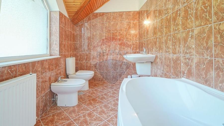 Imobil premium de inchiriat in Brasov, aproape de Biserica Neagra - 29