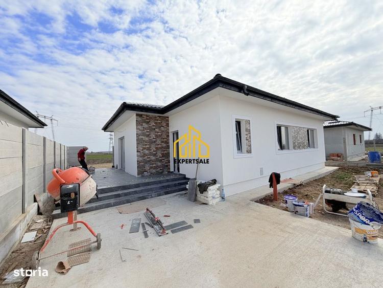 CASA INDIVIDUALA/ CLINCENI/ 350 MP/4 camere - 7