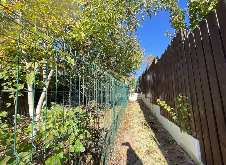 Vila 7 camere**Lake view**Ponton privat**Piscina**Teren 933 MP//Balotesti - 43