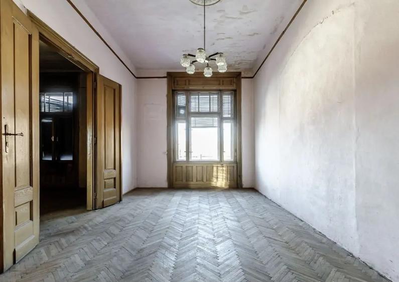 VANDUT! Apartament cu 4 Camere in Palatul Bohu?, Arad - 1