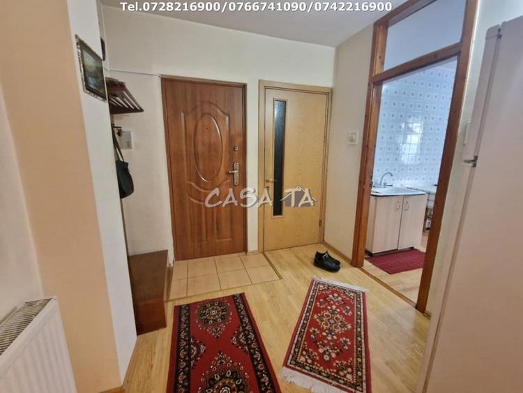 Apartament 4 camere, situat in Targu Jiu, Str. 22 Decembrie 1989 - 13