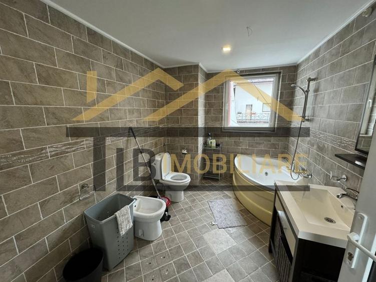 Apartament de 3 camere, 140 mp, Zona Piata Trandafirilor - 9