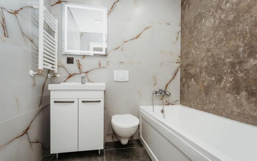 Inchiriez Apartament 2 camere Central - 2