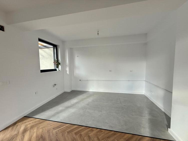 Cambridge School of Bucharest / Vilă nouă - 25