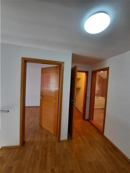 Casa cu 4 camere,105 mp, situata in cartierul Europa! - 11