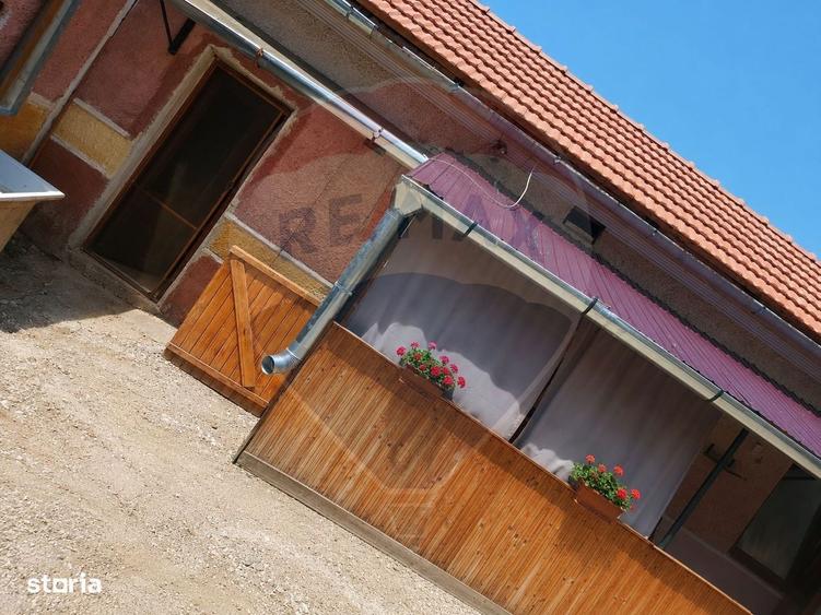 Casa 4 camere de vanzare.Teren 1.150 mp Pischinti Romos, Hunedoara - 2