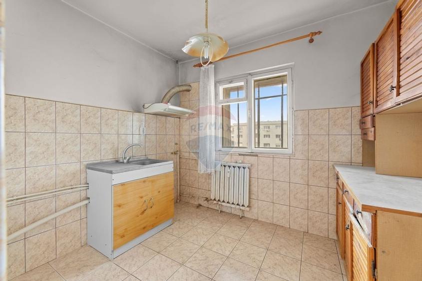 Apartament 3 camere, decomandat, Micalaca 300 -N.Titulescu, Etj 3/5 - 4