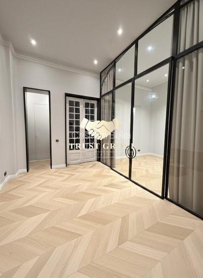 Apartament de lux cu design contemporan in vila interbelica – Cartierul Armenesc