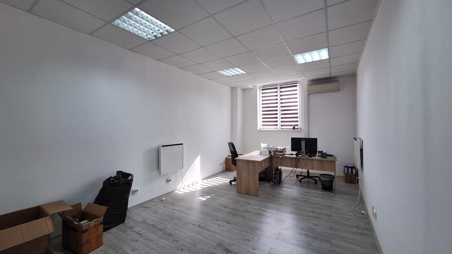 Spa?iu birouri 25 mp, Pia?a Cipariu, cheltuieli incluse - 3