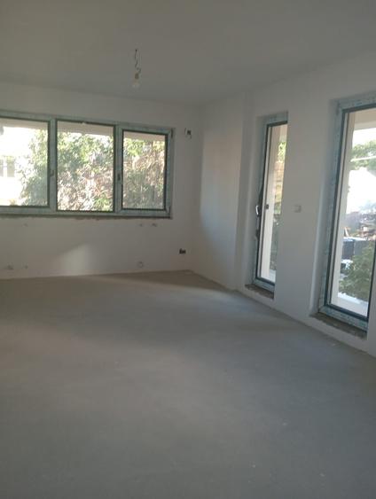 Investment Opportunity: new building for sale, Reception approved - 2