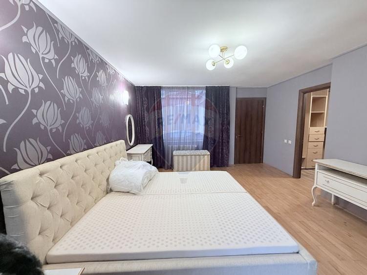 Casă / Vilă de închiriat în  Buna Ziua - 11