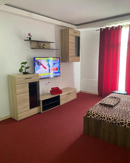 Urgent! Spatiu comercial cu 20 de camere in Voluntari zona Doraly, Dr - 1