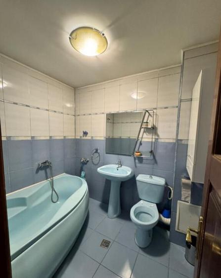 Casa 12 camere, garaj dublu si curte 90 mp, complet mobilata - 18