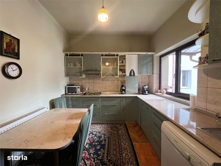 Casa cu 3 camere in zona parcului Regina Maria - 1