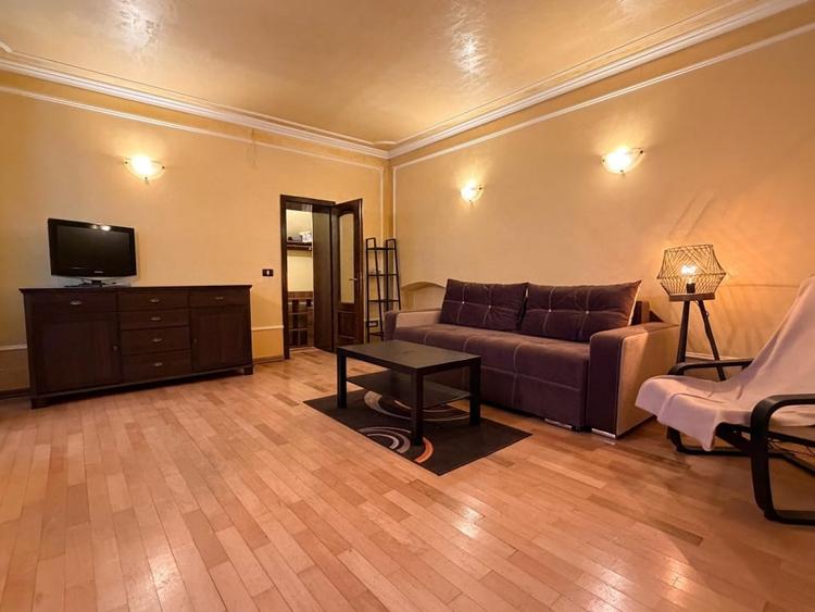 Garsoniera rafinata, pozitie premium – Centrul Istoric - 1