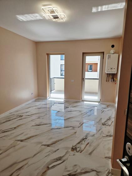 Apartament cu 2 camere decomandat în Exterior Vest