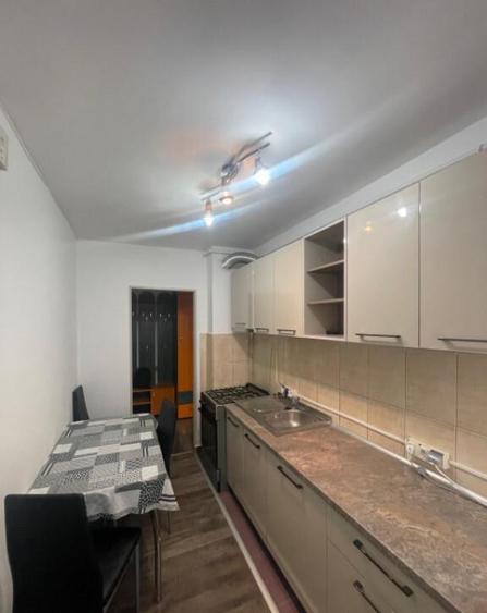 Apartament 3 camere, 62 mp, Bulevardul Traian - 7