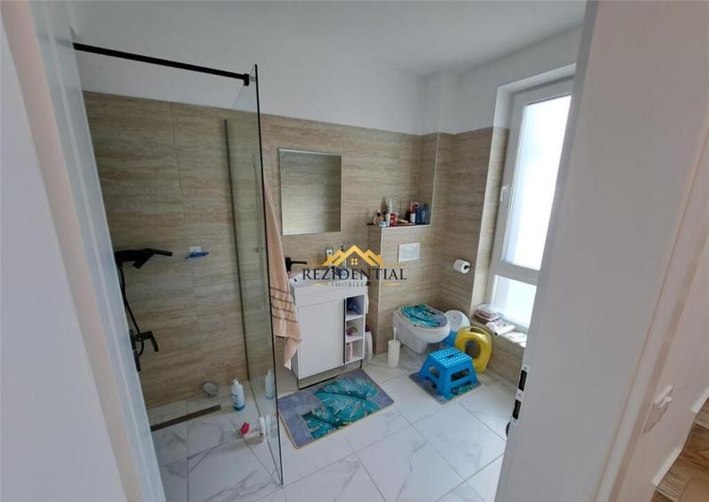 CASA CU ETAJ - BOTOSANI - 3