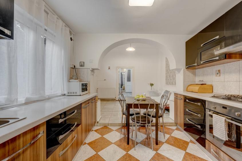 Casă interbelica cu farmec, în apropiere de Mall Vitan - 10