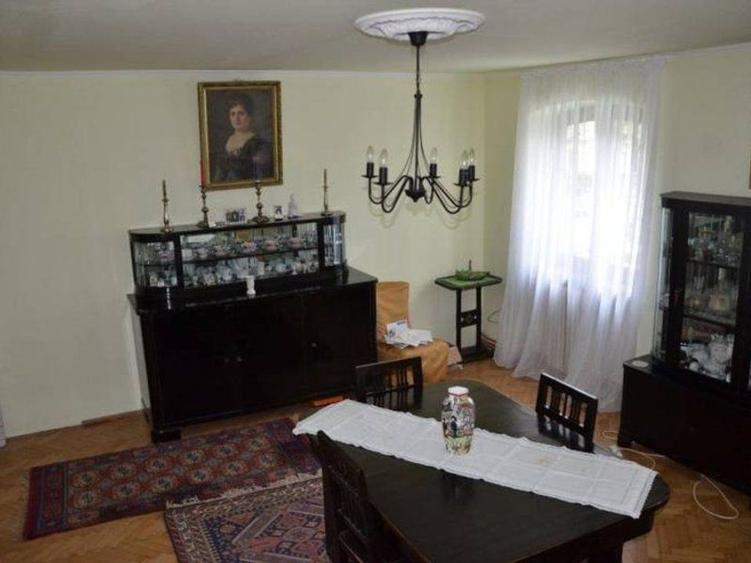 ARMENEASCA - UNIVERSITATE  - 6 camere stradal, locatie deosebita - 9