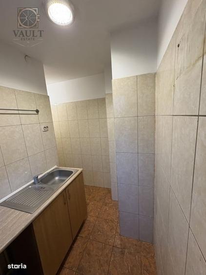 Garsoniera - DECOMANDATA - Centrala Proprie - Fara risc - VICTORIEI - 7