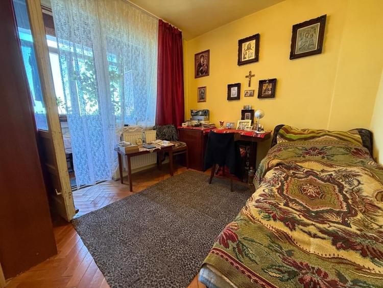 Apartament generos 4 camere, decomandat, 85 mp - Buziasului - COMISION 0% - 4