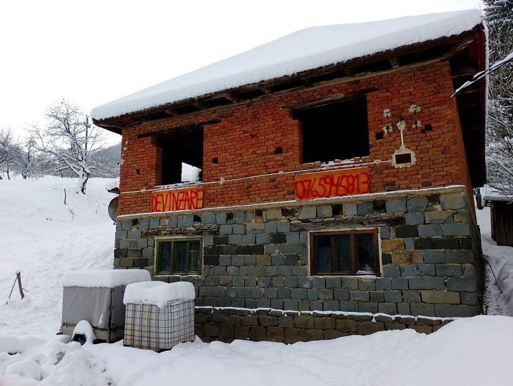 Casa de vanzare la munte - 4