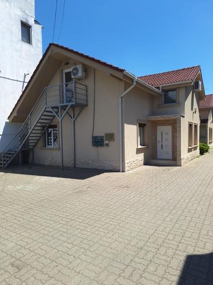 Spațiu comercial, de 76 mp, în Dumbrăvița