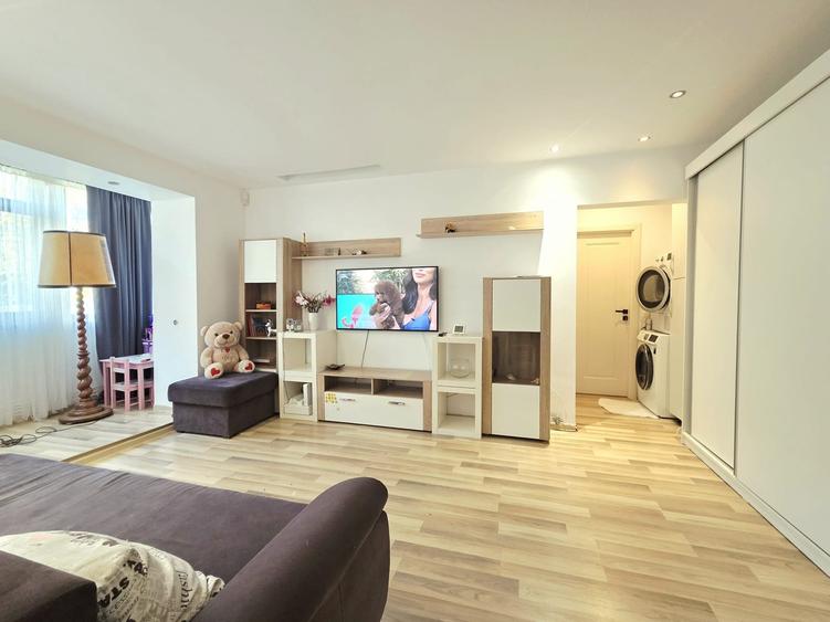 Apartament renovat mobilat si utilat etaj 2 - 1