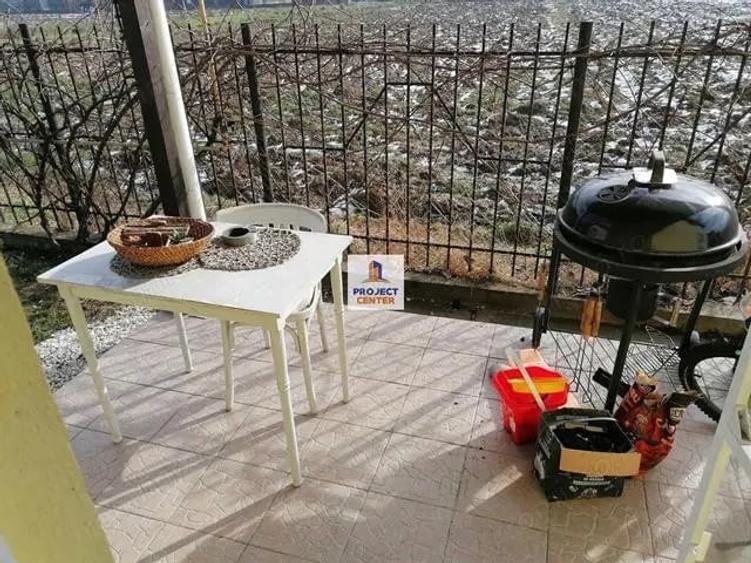Casă cu 4 camere în Central