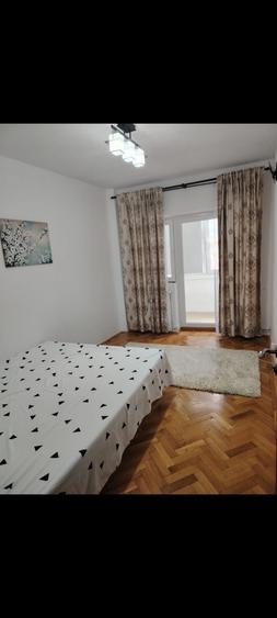 Apartament cu 2 camere decomandat în George Enescu