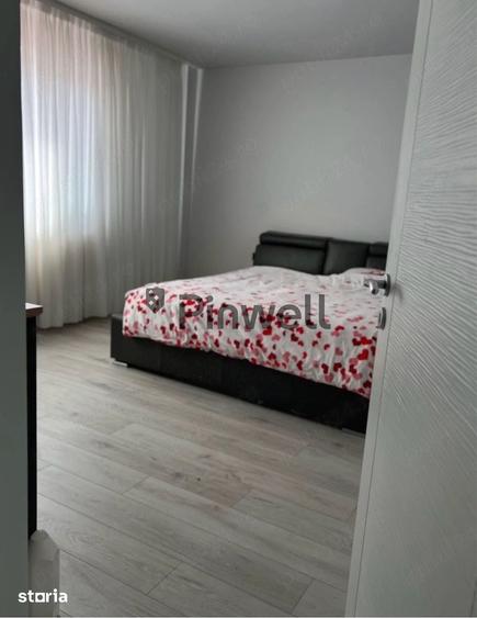 Casă cu 5 camere cu Teren 350 Mp în Obor