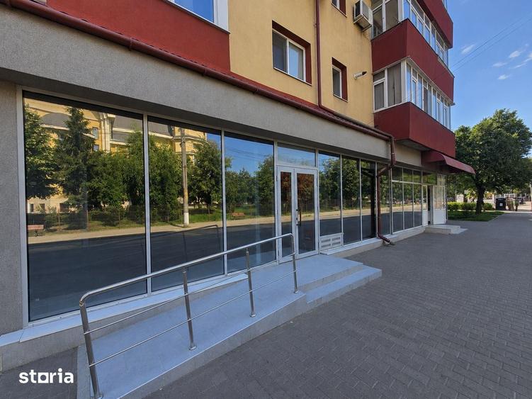 Spațiu comercial, de 113 mp, în Galata