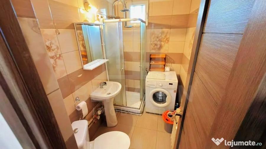 Apartament cu 2 camere semidecomandat în Calea București